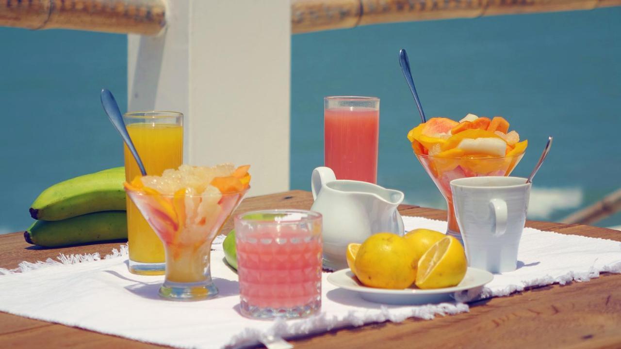 Les Hibiscus Sur Mer Kabrousse 外观 照片